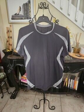 Lululemon men shirt size L